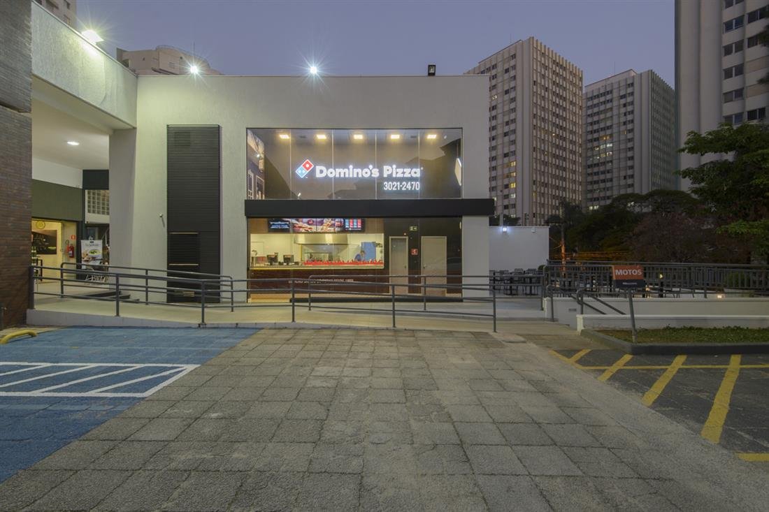 Domino’s Pizza – Alto da Lapa | Arquitetura para Franquias